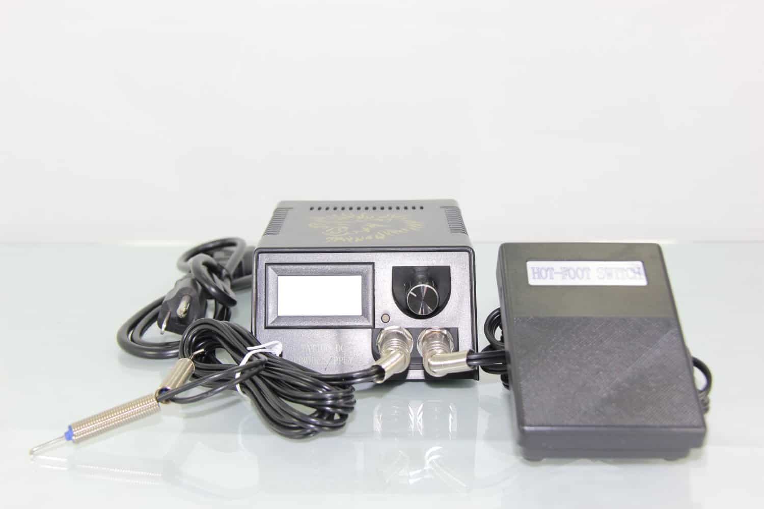 E-onsale Deluxe Tattoo Kit power supply in the set