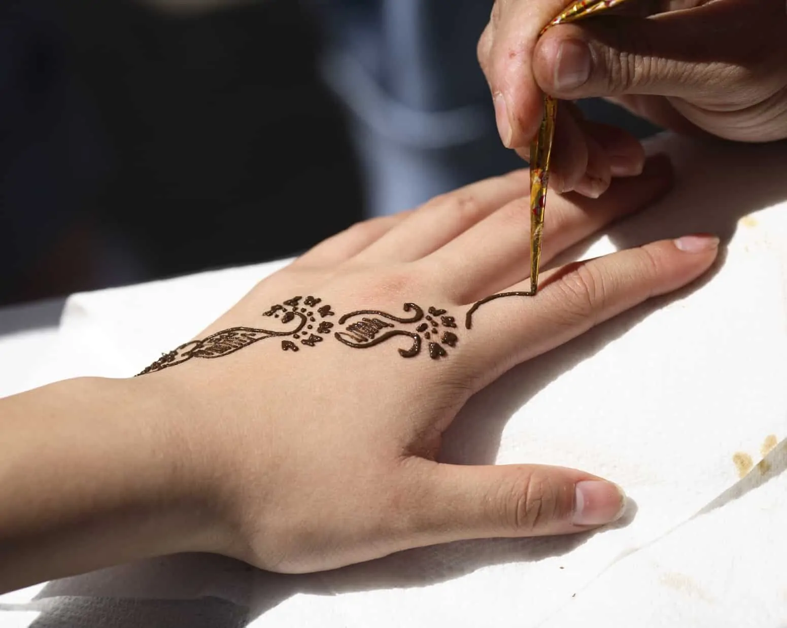 application of henna in process