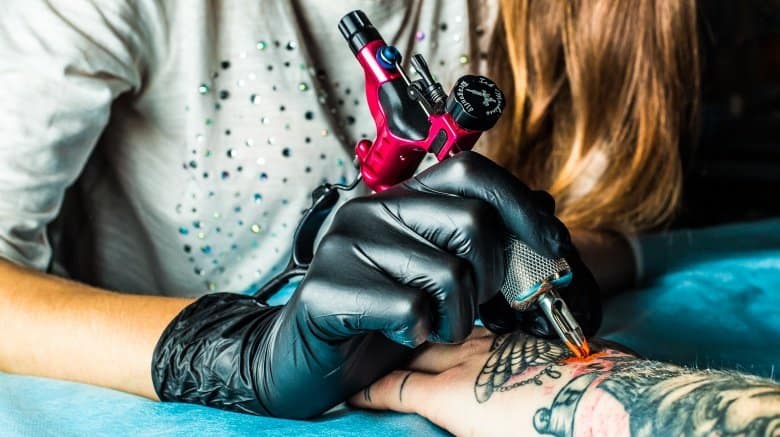 What to know before getting a new tattoo