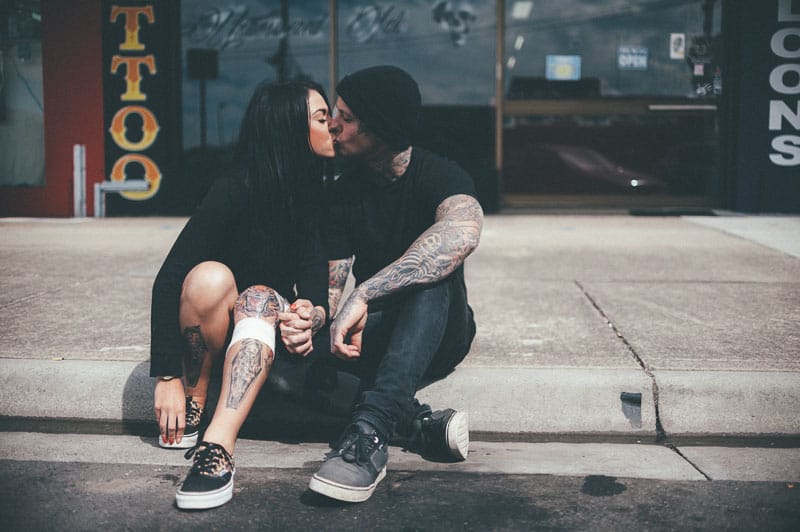 Peculiarities of Dating a Tattoo Artist